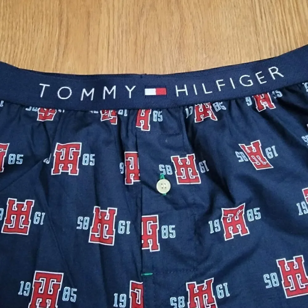Tommy Hilfiger Men underwear men's size M and XL Cotton classic boxer brief